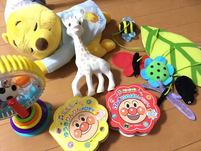 0歳の赤ちゃん向けおもちゃはこれ 出産祝いやプレゼントにも Yuki Co Yuki ユキコユキ