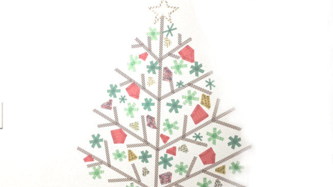 クリスマスの壁面飾り付け マスキングテープでツリーを描いてみた Yuki Co Yuki ユキコユキ